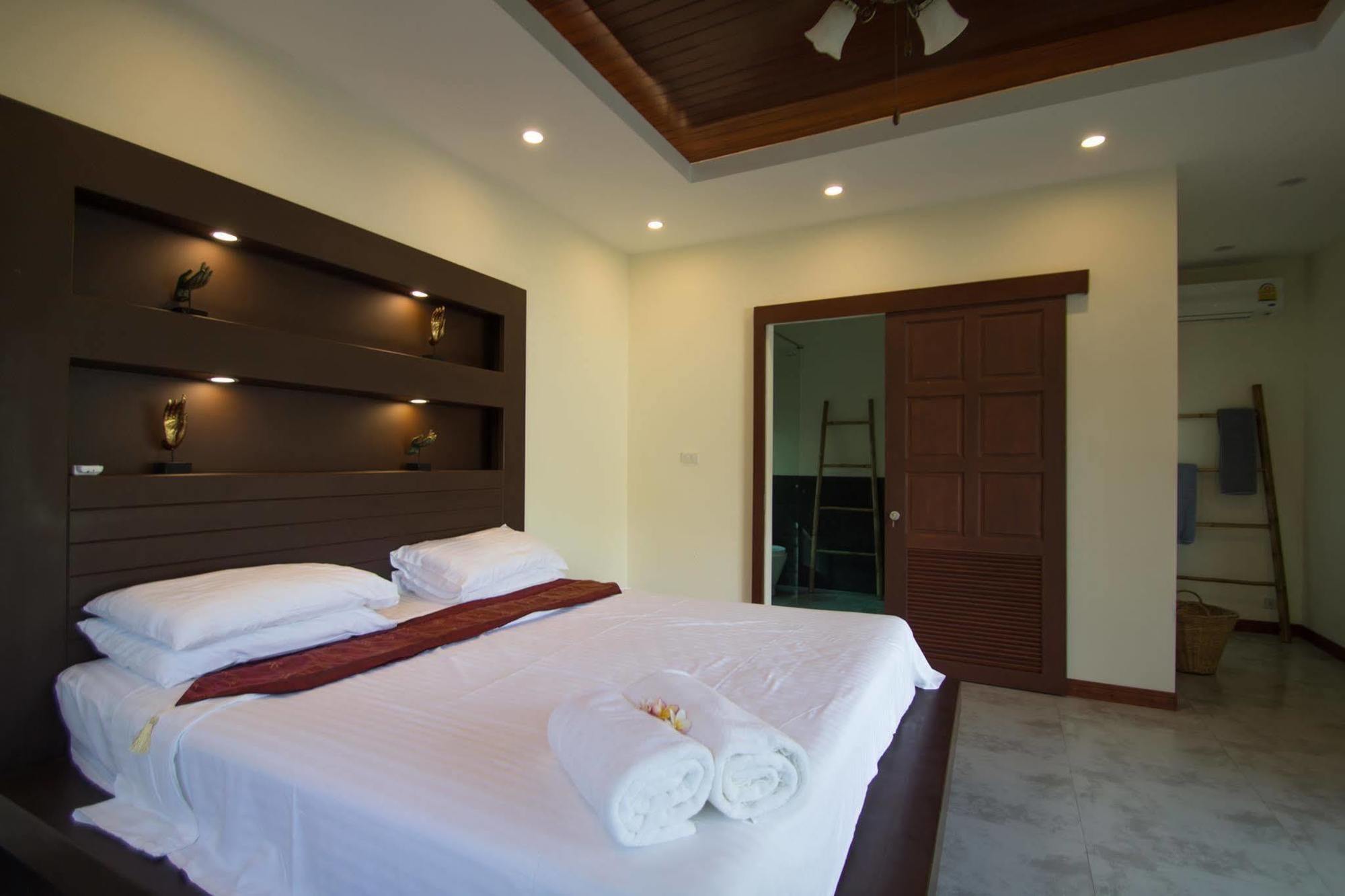 Infinity Pool Villa Ao Nang Esterno foto